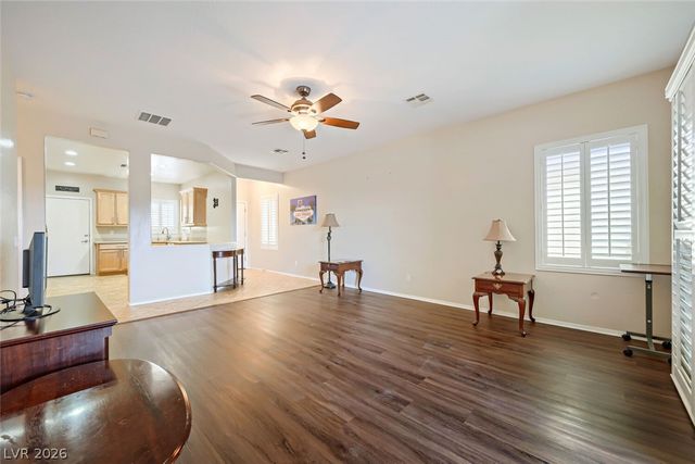 6145 Wheat Penny Avenue, Las Vegas, NV 89122