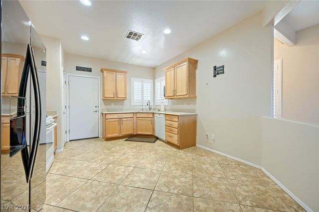 6145 Wheat Penny Avenue, Las Vegas, NV 89122