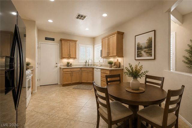 6145 Wheat Penny Avenue, Las Vegas, NV 89122