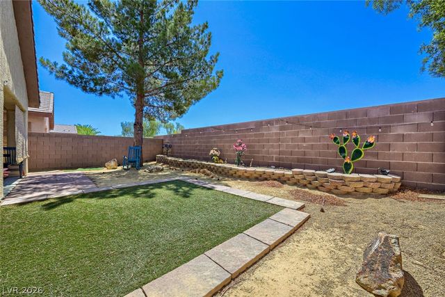 6145 Wheat Penny Avenue, Las Vegas, NV 89122