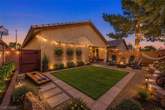 6145 Wheat Penny Avenue, Las Vegas, NV 89122