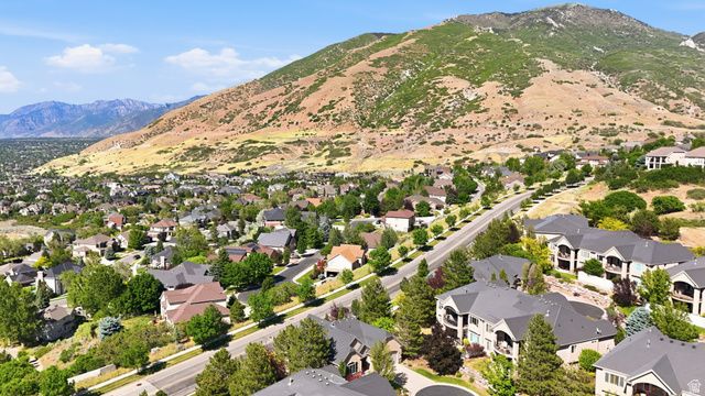 1623 E HIGH OAKS LN, Draper, UT 84020