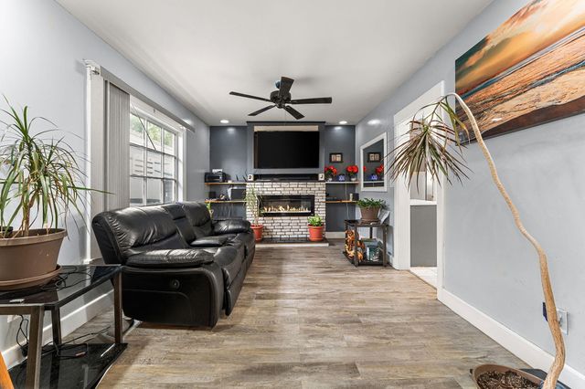 229 Rockwood Street, La Porte, IN 46350