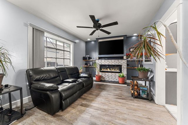 229 Rockwood Street, La Porte, IN 46350