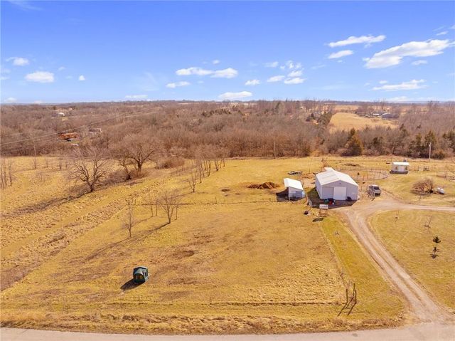 12809 E 246th Terrace, Peculiar, MO 64078