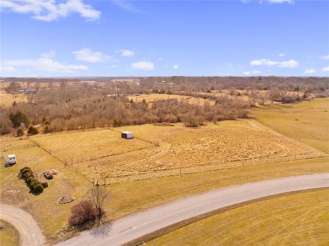 12809 E 246th Terrace, Peculiar, MO 64078