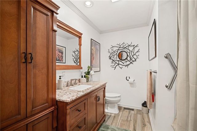 12809 E 246th Terrace, Peculiar, MO 64078