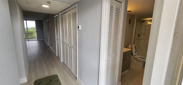 3503 Oaks Way 513, Pompano Beach, FL 33069