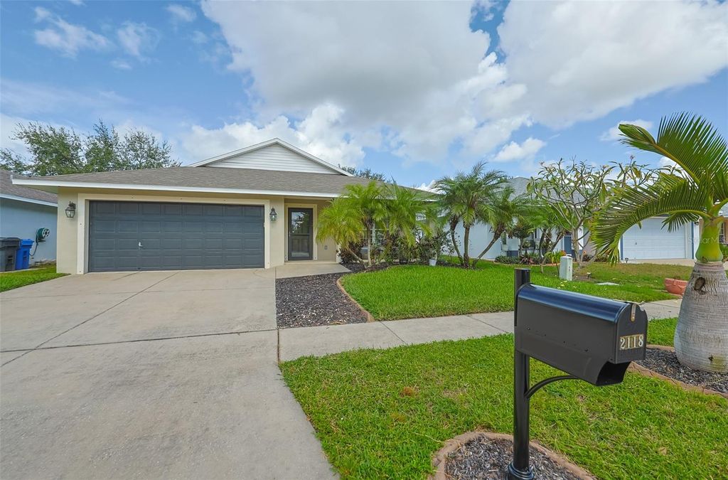 2118 PLEASURE RUN DRIVE, Ruskin, FL 33570