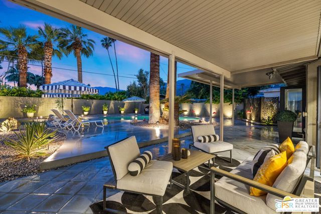 1251 E San Lorenzo Road, Palm Springs, CA 92264