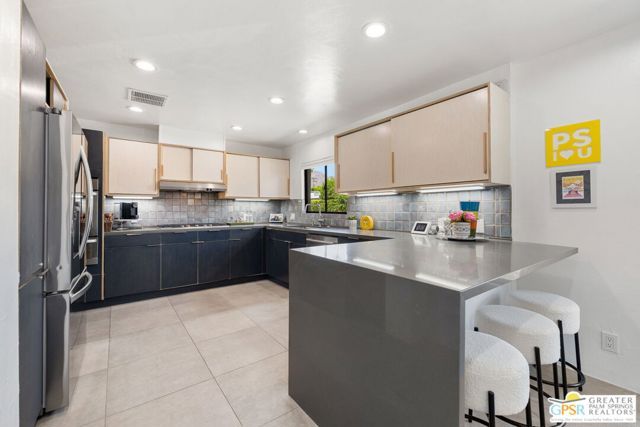 1251 E San Lorenzo Road, Palm Springs, CA 92264