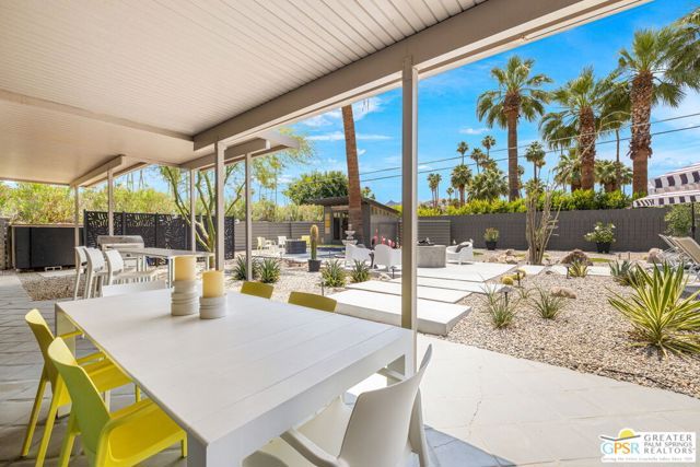 1251 E San Lorenzo Road, Palm Springs, CA 92264