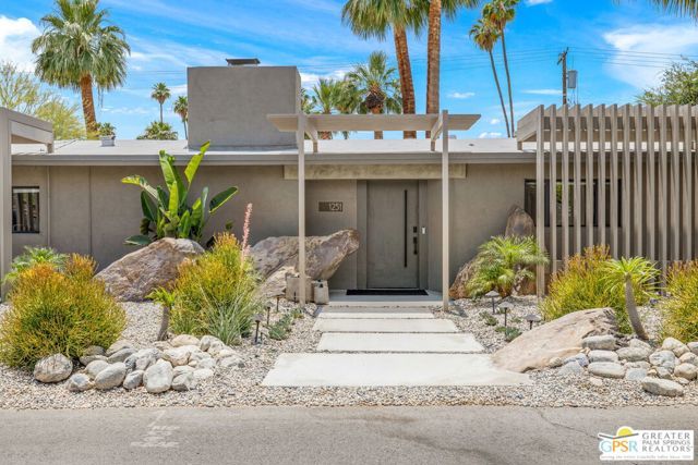 1251 E San Lorenzo Road, Palm Springs, CA 92264