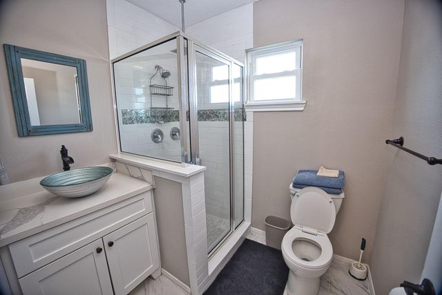 4016 Las Palmas Street, Galveston, TX 77554