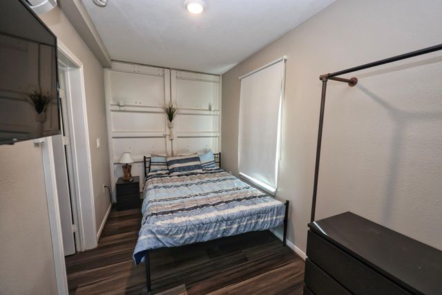 4016 Las Palmas Street, Galveston, TX 77554