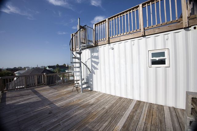 4016 Las Palmas Street, Galveston, TX 77554