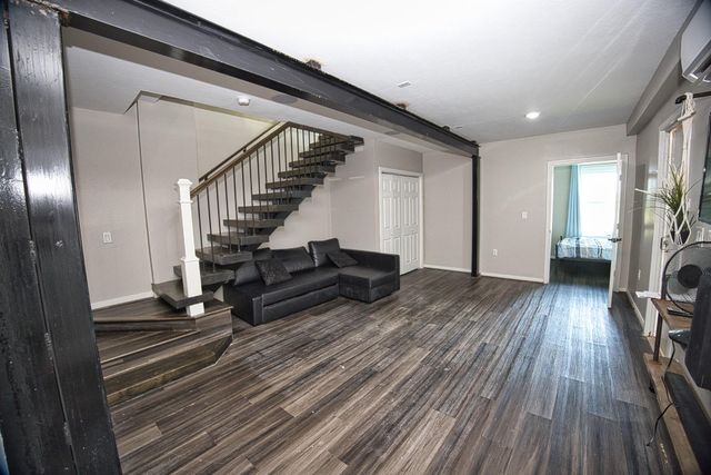4016 Las Palmas Street, Galveston, TX 77554