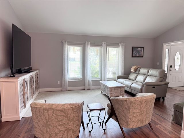 610 39th Court SW, Vero Beach, FL 32968