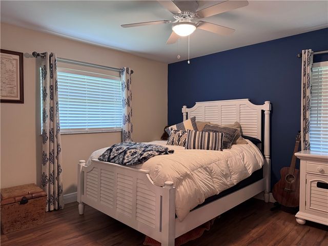 610 39th Court SW, Vero Beach, FL 32968