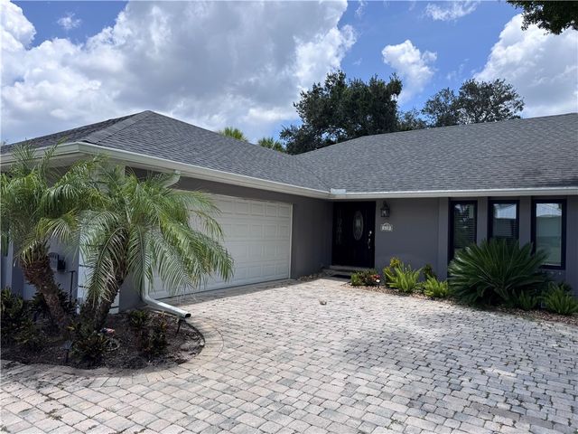 610 39th Court SW, Vero Beach, FL 32968