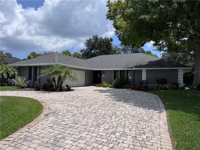610 39th Court SW, Vero Beach, FL 32968