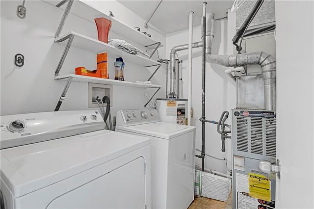 2405 Kenzie Drive, Robinson Twp, PA 15205