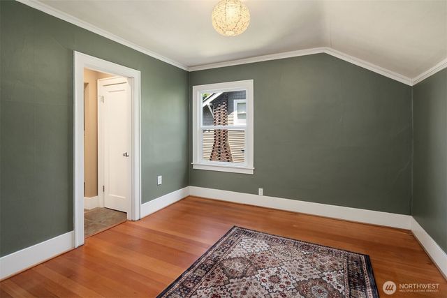 6702 5th Avenue NW, Seattle, WA 98117