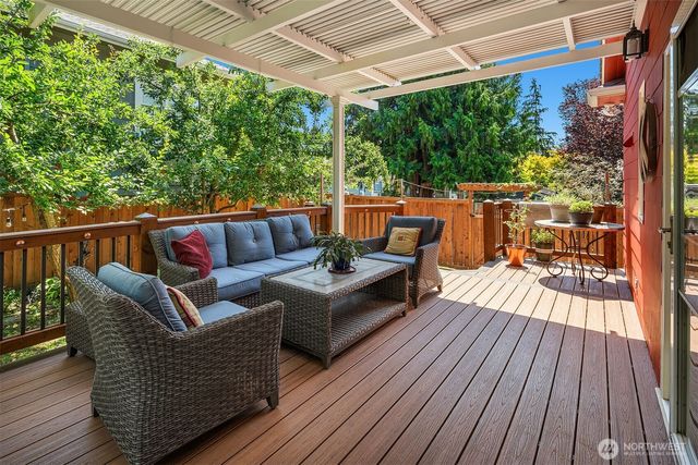 6702 5th Avenue NW, Seattle, WA 98117