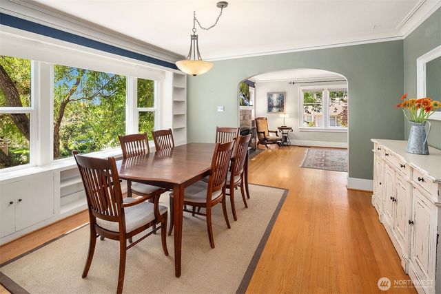 6702 5th Avenue NW, Seattle, WA 98117