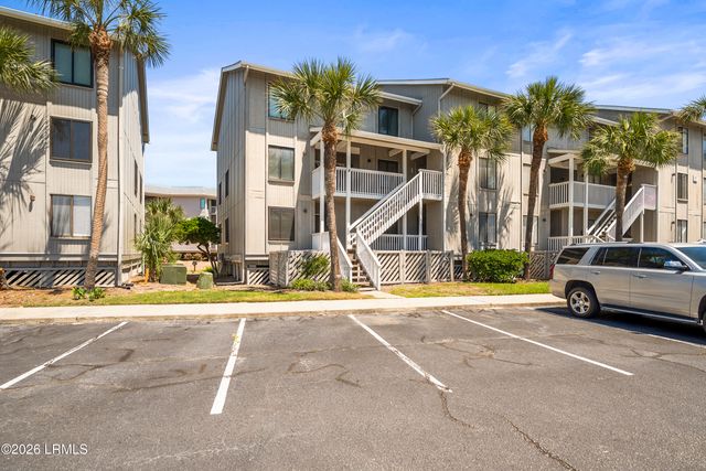 3 Cedar Reef Dr Unit E211, Harbor Island, SC 29920