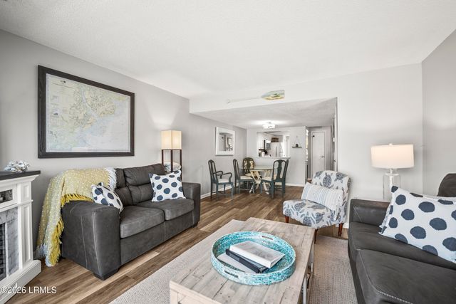 3 Cedar Reef Dr Unit E211, Harbor Island, SC 29920