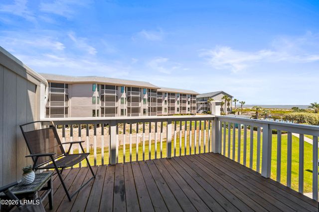 3 Cedar Reef Dr Unit E211, Harbor Island, SC 29920