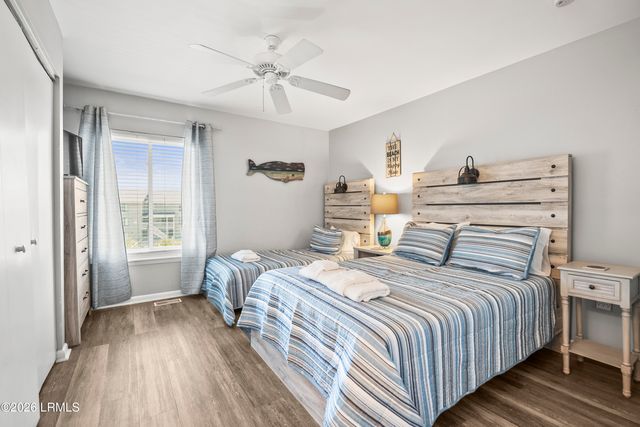 3 Cedar Reef Dr Unit E211, Harbor Island, SC 29920