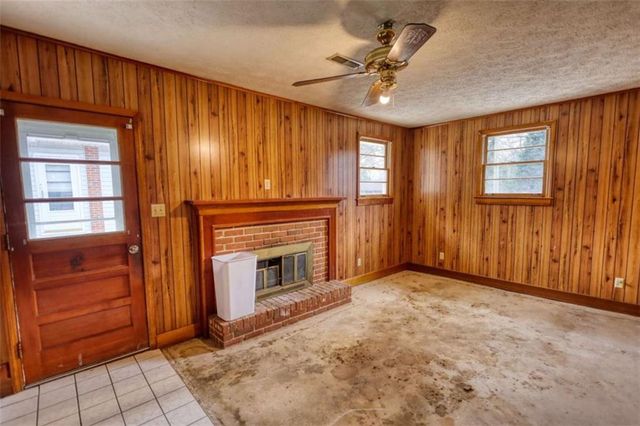 1924 Mural Circle, Morrow, GA 30260