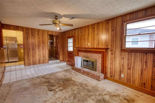 1924 Mural Circle, Morrow, GA 30260