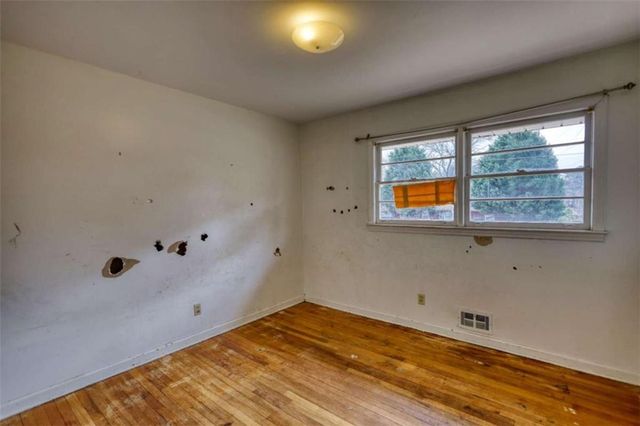 1924 Mural Circle, Morrow, GA 30260