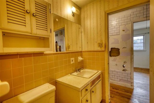 1924 Mural Circle, Morrow, GA 30260