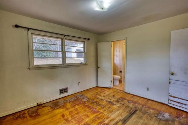 1924 Mural Circle, Morrow, GA 30260