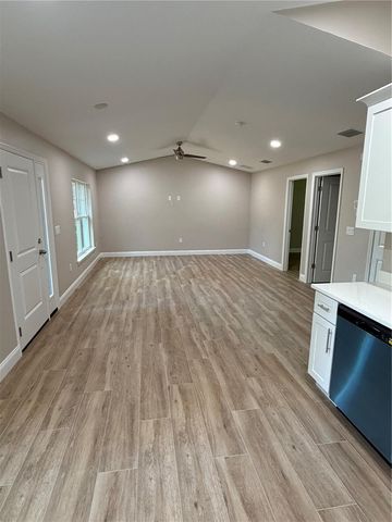 1438 LAKE HARNEY, Geneva, FL 32732