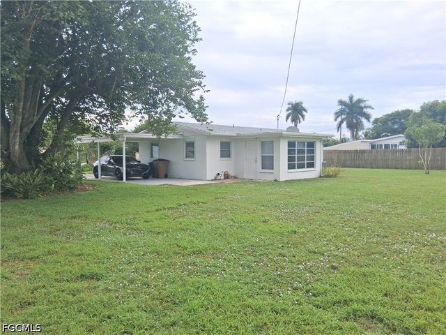 117 Coolidge AVE, Lehigh Acres, FL 33936