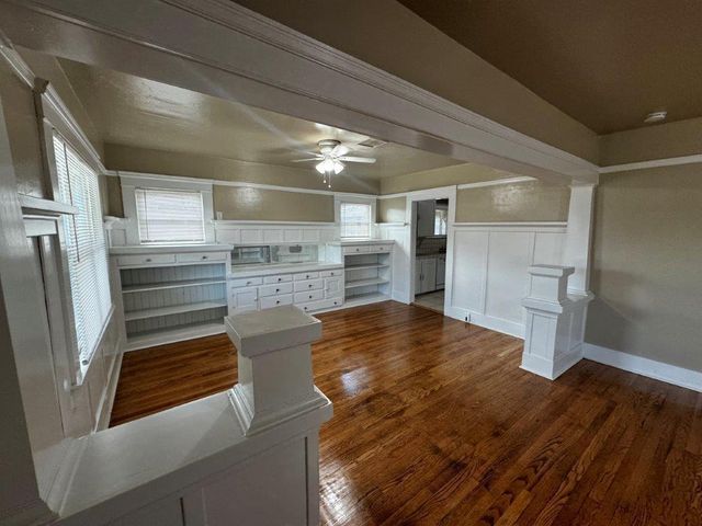 365 N Echo Avenue, Fresno, CA 93701