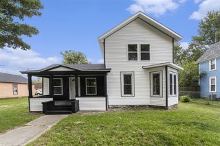 406 Oak Street Street, Dowagiac, MI 49047