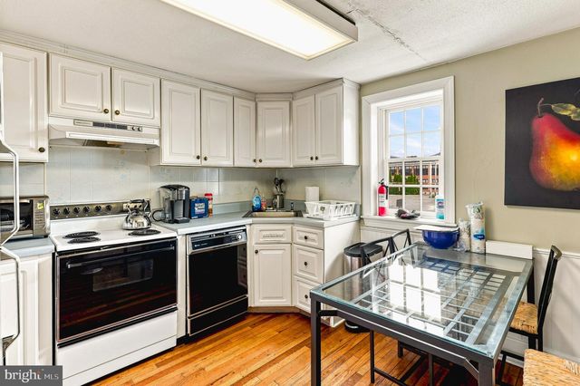 891 PARKWAY AVE, Ewing, NJ 08618