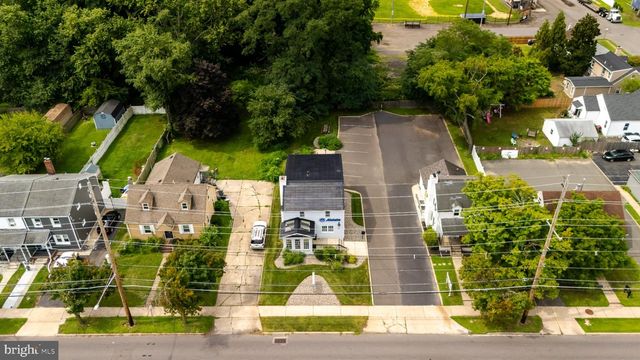 891 PARKWAY AVE, Ewing, NJ 08618