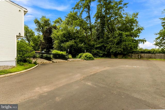 891 PARKWAY AVE, Ewing, NJ 08618