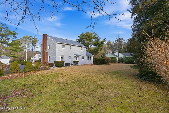 922 Woodview Road, Brielle, NJ 08730