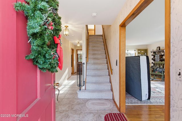 922 Woodview Road, Brielle, NJ 08730