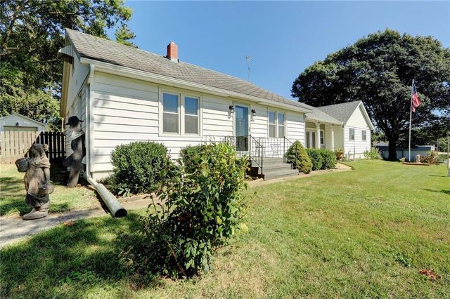 215 E Walnut Street, Waverly, MO 64096