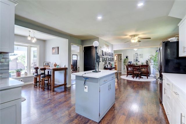 215 E Walnut Street, Waverly, MO 64096