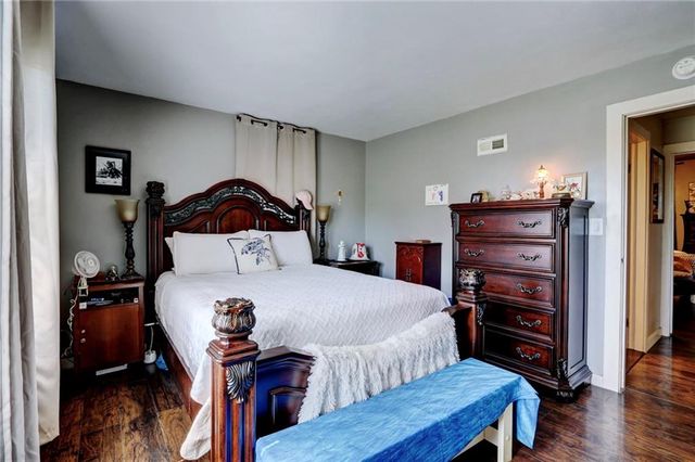 215 E Walnut Street, Waverly, MO 64096